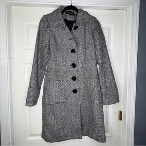 CoffeeShop Black and Gray Patterned Trench Coat